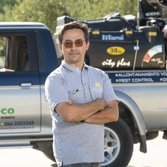 Roberto Spurio - Natur-eco: Disinfestazione, Derattizzazione, Disinfezione ed Allontanamento Volatili.