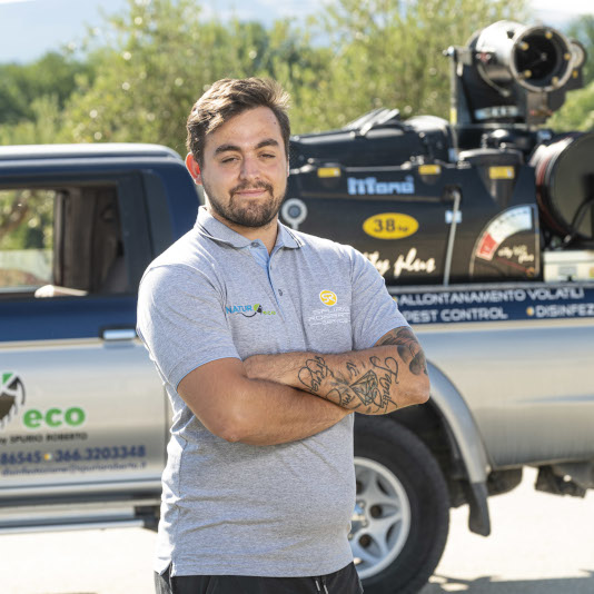 Lorenzo Spurio - Natur-eco: Disinfestazione, Derattizzazione, Disinfezione ed Allontanamento Volatili.